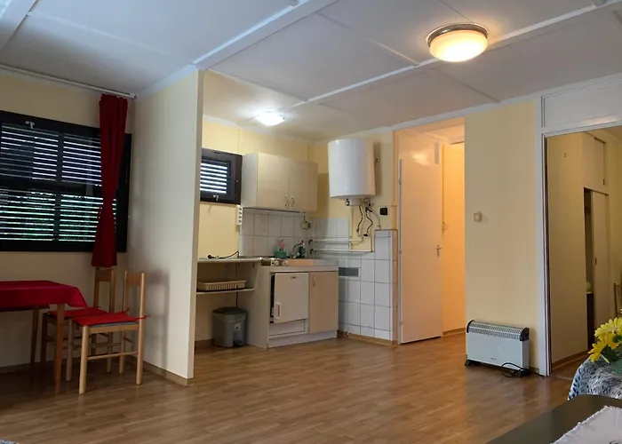 Marianna Apartmanhaz Lägenhet *