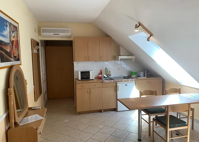 Lägenhet Marianna Apartmanhaz *